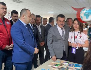 Milli Eğitim Bakanı Tekin, Balıkesir Bandırma’da Okul Ziyareti Yaptı