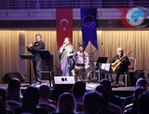 Van’da Avrupa Günü’nü Caz Melodileriyle Kutladılar