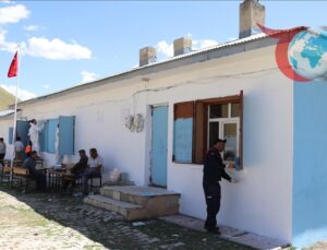 AFAD’ın Hamur İlçesindeki Sosyal Sorumluluk Projesi: Okul Yenileniyor