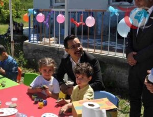 Akyaka’da Çocuk Şenlikleri ile Renkli Anlar Yaşandı