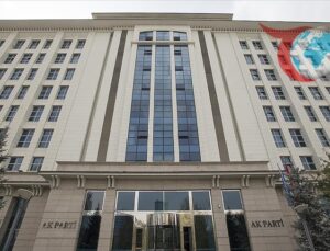 Ankara’da Yeni Anayasa İçin Komisyon Hareketliliği