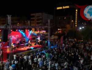 Aydın Yaz Konserleri: Kuşadası’nda Coşkulu Gece