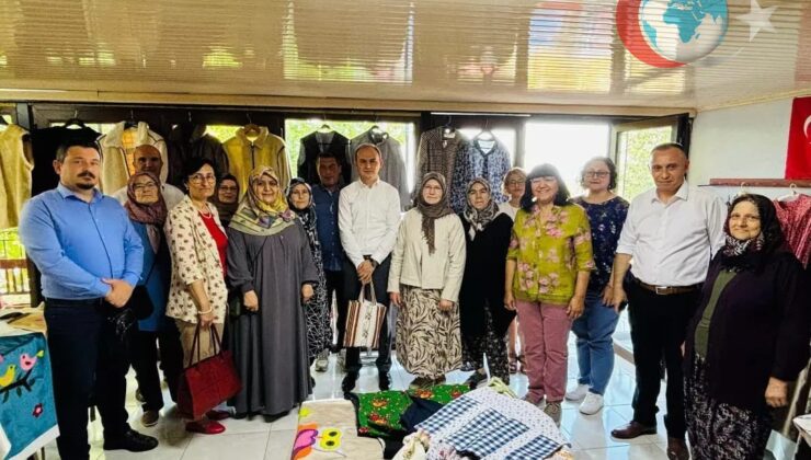 Ayvacık’ta El İşi ve Giyim Sanatı Yıl Sonu Sergisinde Buluştu