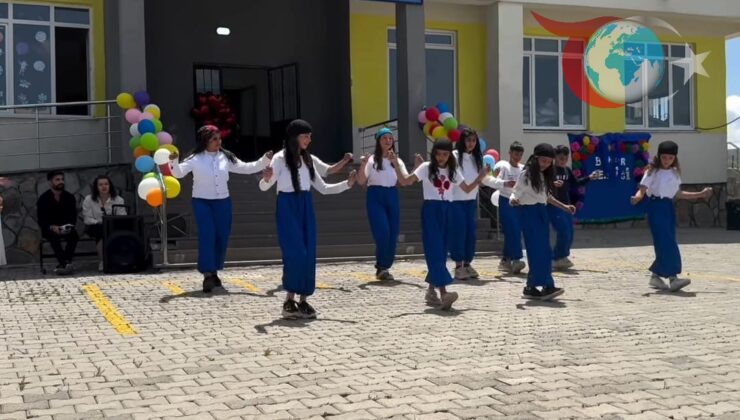 Baharın Coşkusu Hamur’da Renkli Şenlikle Kutlandı