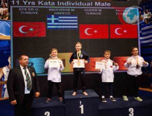 Balkan Çocuklar Karate Şampiyonası’nda Sandıklı’nın Büyük Zaferi