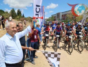Beylikdağı’nda Adrenalin Dolu Anlar: Gebze Uluslararası Dağ Bisikleti Kupası Nefes Kesti