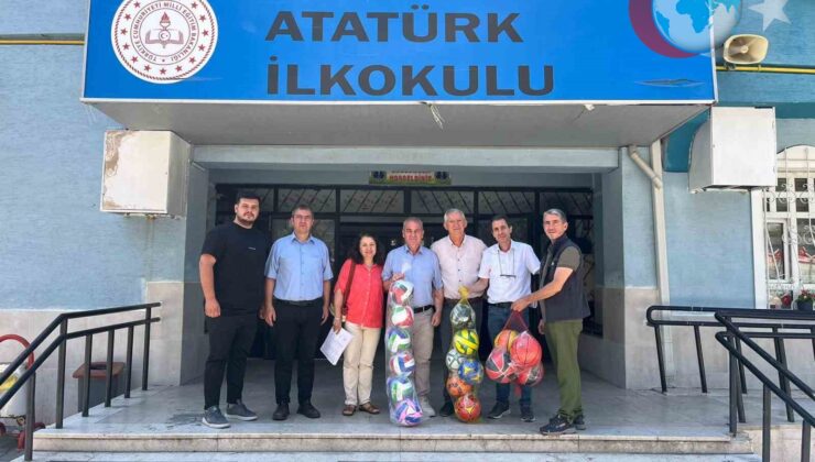 Bilecik’te Atık Toplayan Çocuklara Spor Ekipmanı Desteği