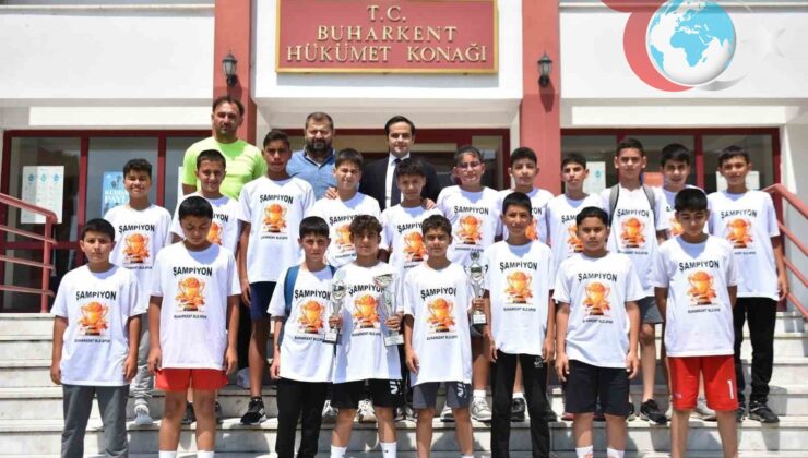Buharkent Belediye Spor U13 Takımı Namağlup Şampiyon Oldu
