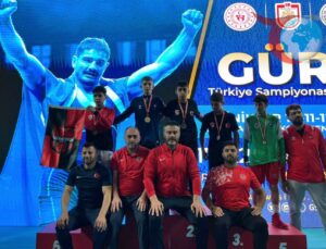 Denizli Güreşçileri Sivas’taki Türkiye Şampiyonası’nda Büyük Başarı Elde Etti