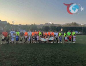 Efeler’de Babalar Günü’ne Özel Halı Saha Heyecanı