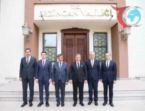 Erzincan Valisi Görev Değişikliklerini Duyurdu: Kaymakamlara Veda Ziyareti