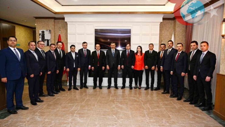 Erzurum Valiliği’nden Vedalar: Valilikte Duygusal Anlar Yaşandı