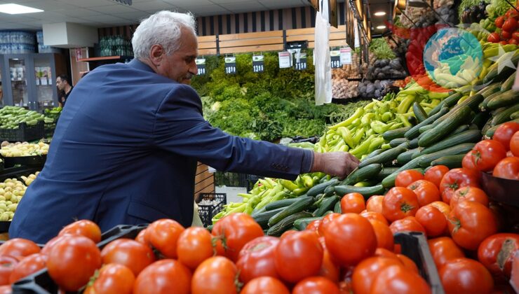 Erzurum’da Halk Pazarı Hızla Büyüyor: Yerli Üretime ve Ekonomik Fiyatlara Destek