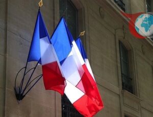 Fransa’da Camiye Saldıran Kişi Kur’an-ı Kerim Yaktığını İtiraf Etti