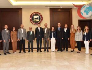 Gaziantep’te Gençlerle Sanayi ve Akademi Güçlerini Birleştiriyor