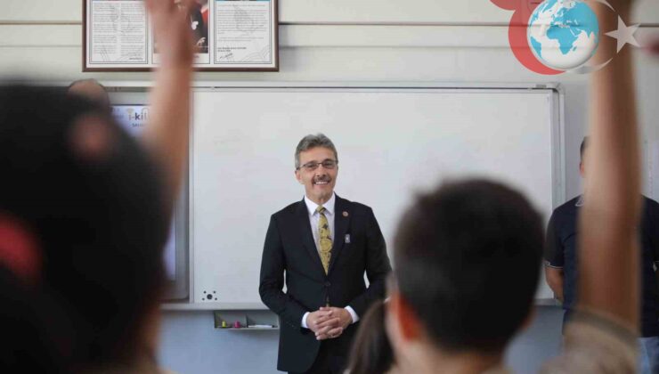 Geleceğin Teminatı Gençlerle Buluşma: Erenler’de Karne Sevinci