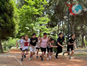 Genç sporcular kıyasıya mücadele etti