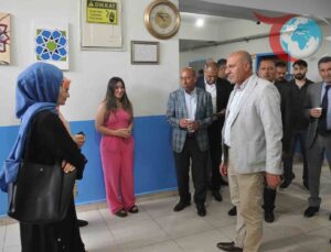 Genç Yetenekler Sanatla Buluştu: Bulanık’ta Etkileyici Resim Sergisi