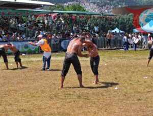Heyecan Dolu Sekapark Altın Kemer Yağlı Güreşleri Başlıyor