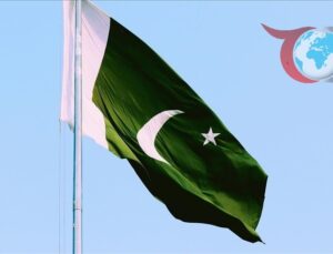 İran ve ABD Arasında Gerilim Tırmanıyor: Katar’daki Üsse Füze Saldırısı