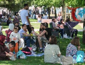 İstanbul Bayram Coşkusuyla Renklendi
