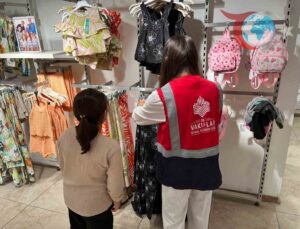 İzmir Vakıflar Bölge Müdürlüğü 624 çocuğun yüzünü güldürdü