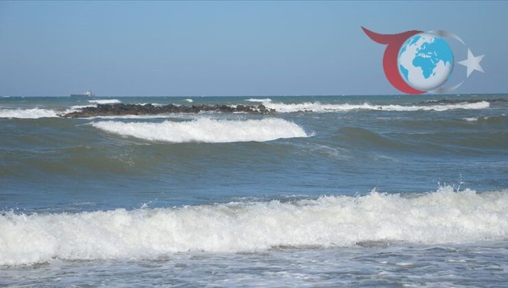 Karadeniz Kıyılarında Deniz Yasağı Devam Ediyor