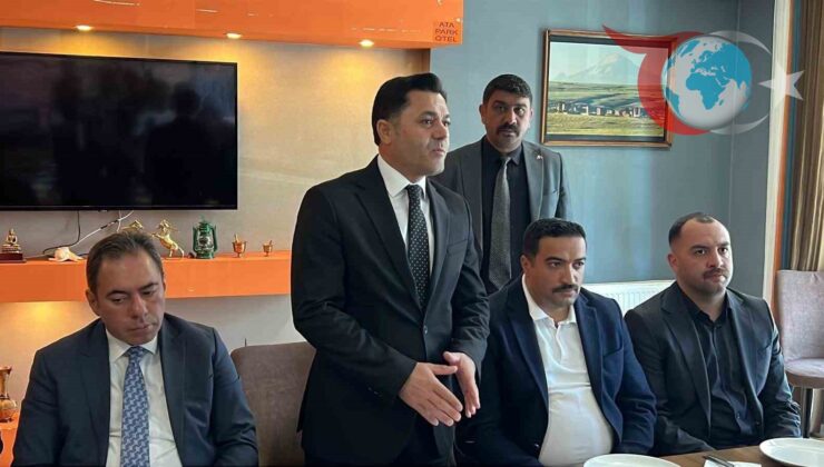 Kars’ta MHP’nin Basın Toplantısında İş Birliği Mesajı