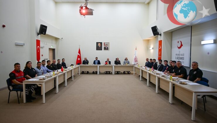 Kırklareli Valisi Pehlivanköy Geri Gönderme Merkezi’ni Ziyaret Etti