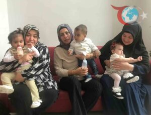 Koruyucu Aileler ve Evlat Edindikleri Bebeklerle Aralarındaki Derin Bağ