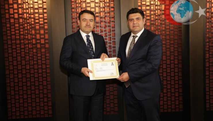 Kütahya Valisi’nden Veda Yemeği: Görev Değişiklikleri ve Teşekkürler