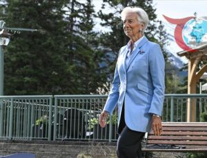 Lagarde: Küresel Ticaret Savaşlarında Uzlaşma Zorunluluğu