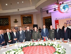 Malatya’da Kurban Bayramı Coşkusu: Resmi Törenle Birlik ve Kardeşlik Mesajları