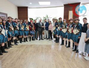 Menemen’in Halk Oyunları Ekibi Türkiye Şampiyonu Oldu!