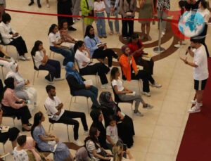 Miraç Çağrı Aktaş Diyarbakır’da Okuyucularıyla Buluştu