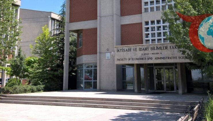 ODTÜ Mezuniyet Töreninde Dansöz Sürprizi Sosyal Medyayı Karıştırdı