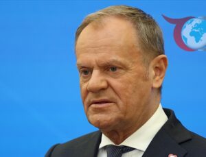 Polonya’da Siyasi Dengeler Değişiyor: Tusk Güvenoyu Talep Ediyor