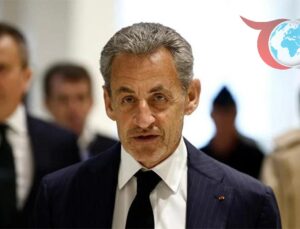 Sarkozy’den Legion d’honneur ve Ulusal Liyakat Nişanı Geri Alındı