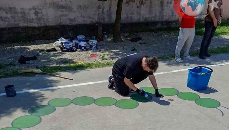 SUBÜ Öğrencileri Renkli Hayallerle Okul Bahçelerini Şenlendiriyor