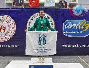 SUBÜ’lü Ece Asude Ediz, Üniversiteler Arası Boks Şampiyonası’nda Zirveye Çıktı