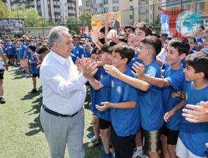 Talas Belediyespor Yaz Futbol Okulu Kapılarını Geleceğin Yıldızlarına Açıyor