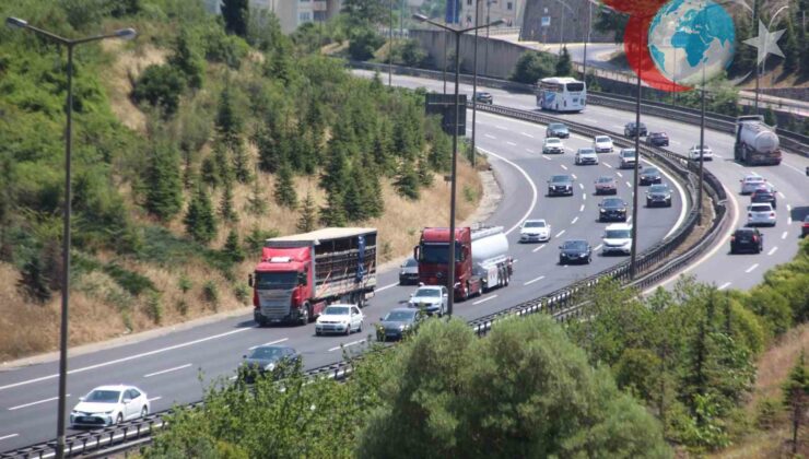Tatilcilerin Dönüş Yolculuğunda Trafik Akıcı Seyrediyor