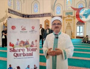 Tokyo Camisi’nde Ramazan ve Kurban Bayramı Yoğunluğu