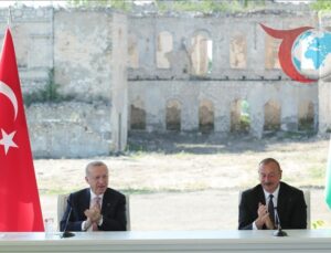 Türkiye ve Azerbaycan Arasında Tarihi Şuşa Beyannamesi İmzalandı