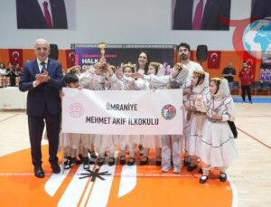 Ümraniye Halk Oyunları Yarışması’nda 270 öğrenci yeteneklerini sergiledi