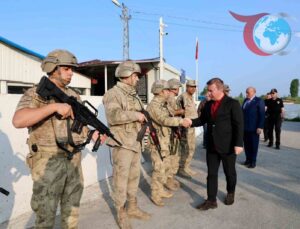 Vali Hamza Aydoğdu’dan Bayramda Güvenlik Güçlerine Moral Ziyareti