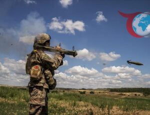 ABD’nin Ukrayna’ya Askeri Yardımını Durdurma Kararı