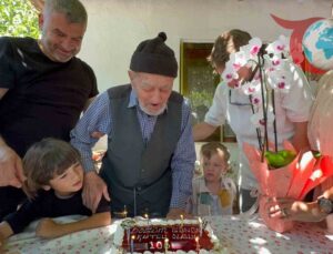 Asırlık Çınar Recep Ercan’dan Sağlıklı Yaşam Sırları