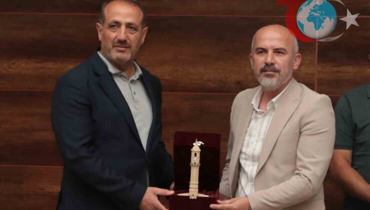 Bayburt’ta Şiirlerle Dolu Bir Gece: Dede Korkut Kültür Şöleni