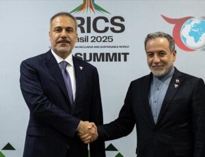 BRICS Zirvesinde Türkiye ve İran’dan Önemli Diplomatik Görüşme